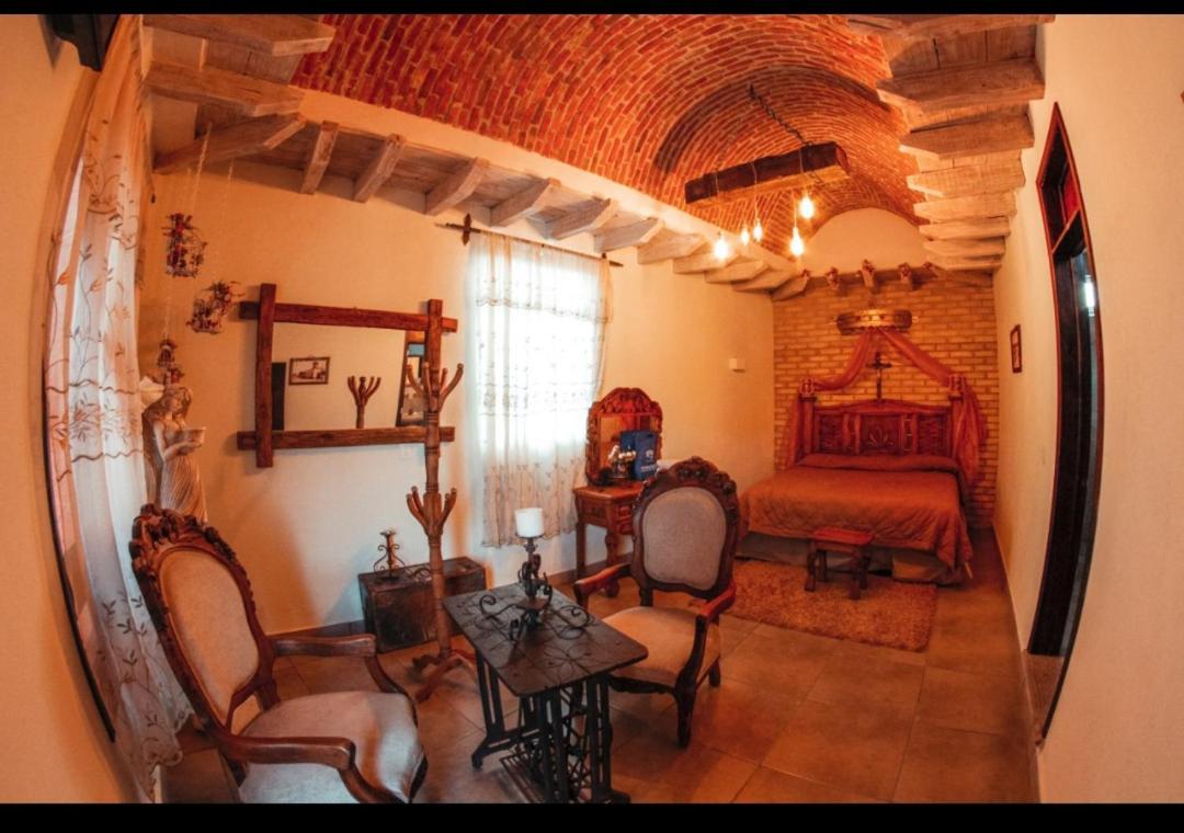 Hotel Posada De La Conspiracion Долорес Идалго Екстериор снимка